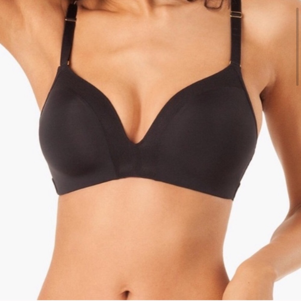 NWT Lively the Mesh No-Wire Black Bra 34D
